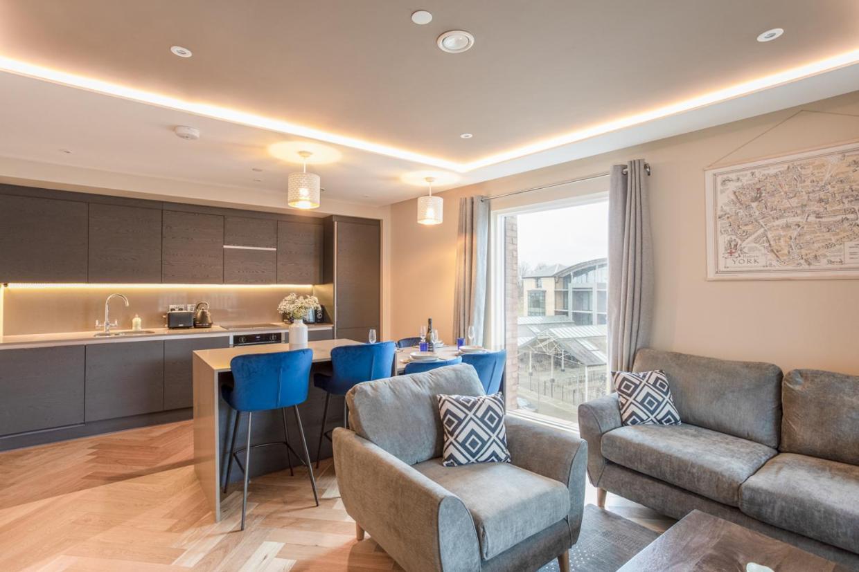 Luxury 2 Bedroom Apartment With Free Parking In The Heart Of York Eksteriør bilde